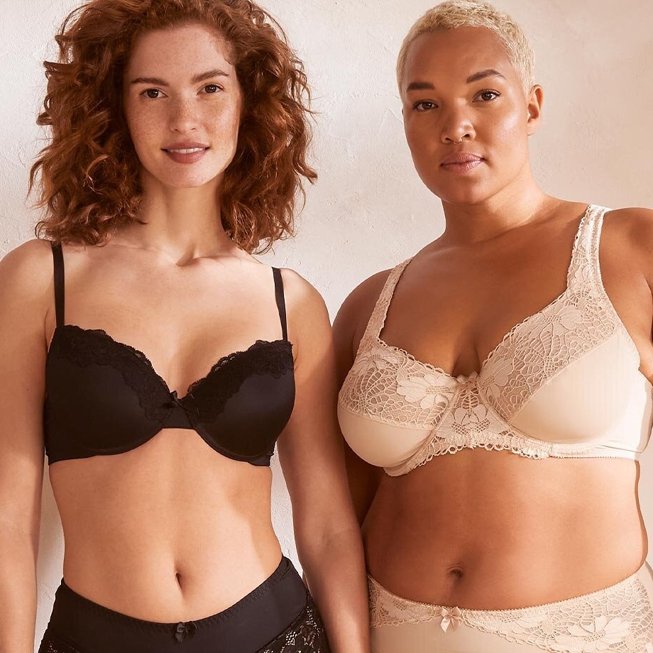Sous-vêtements élégants en noir et crème : soutiens-gorge en dentelle avec des détails raffinés pour tous les types de morphologies.